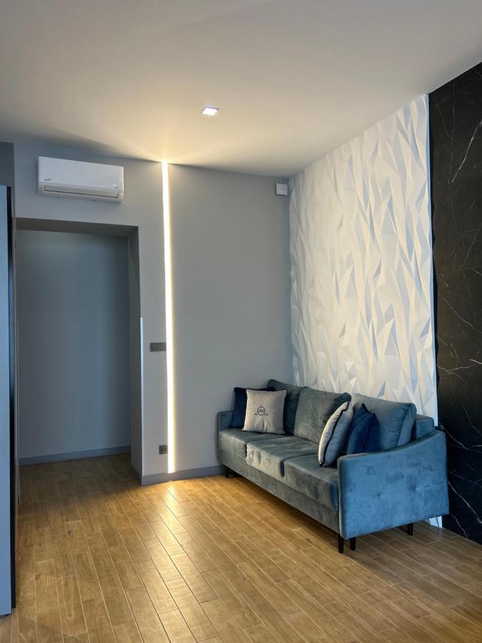 Central Family Boutique Apartments 2 Lviv Exterior foto
